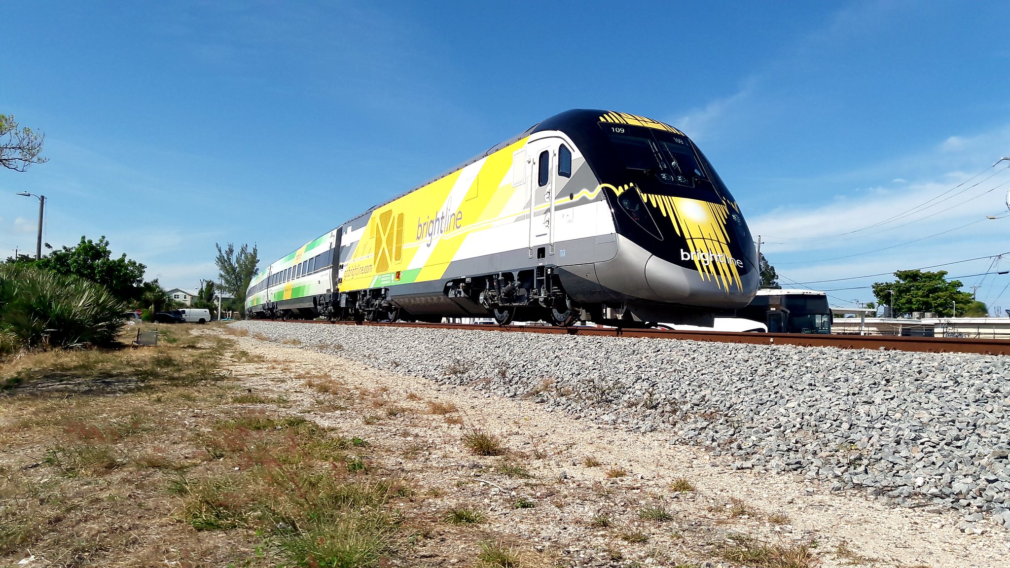 270 миль. Brightline Train США. Brightline Train. Speed Train USA.